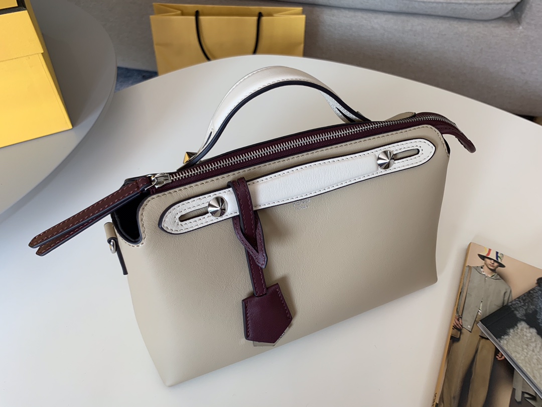 Fendi By The Way手袋双手柄肩带可调节做工细腻拼色28cm 6650 洋洋名品 高仿奢侈品包包